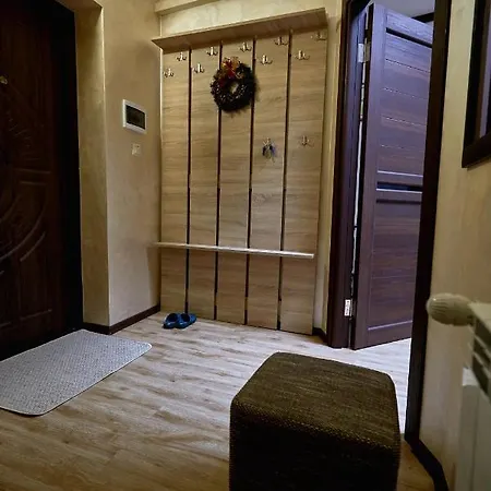 яна Apartamento *